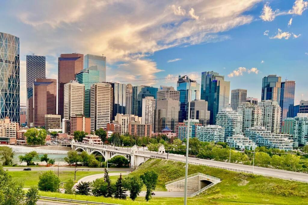 Vila Crescent Heights Majesty YYC Exteriér fotografie