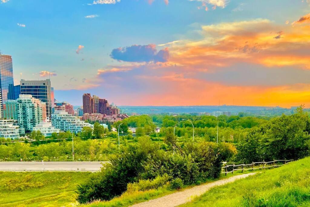 Vila Crescent Heights Majesty YYC Exteriér fotografie