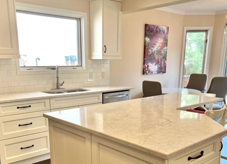 Vila Crescent Heights Majesty YYC Exteriér fotografie